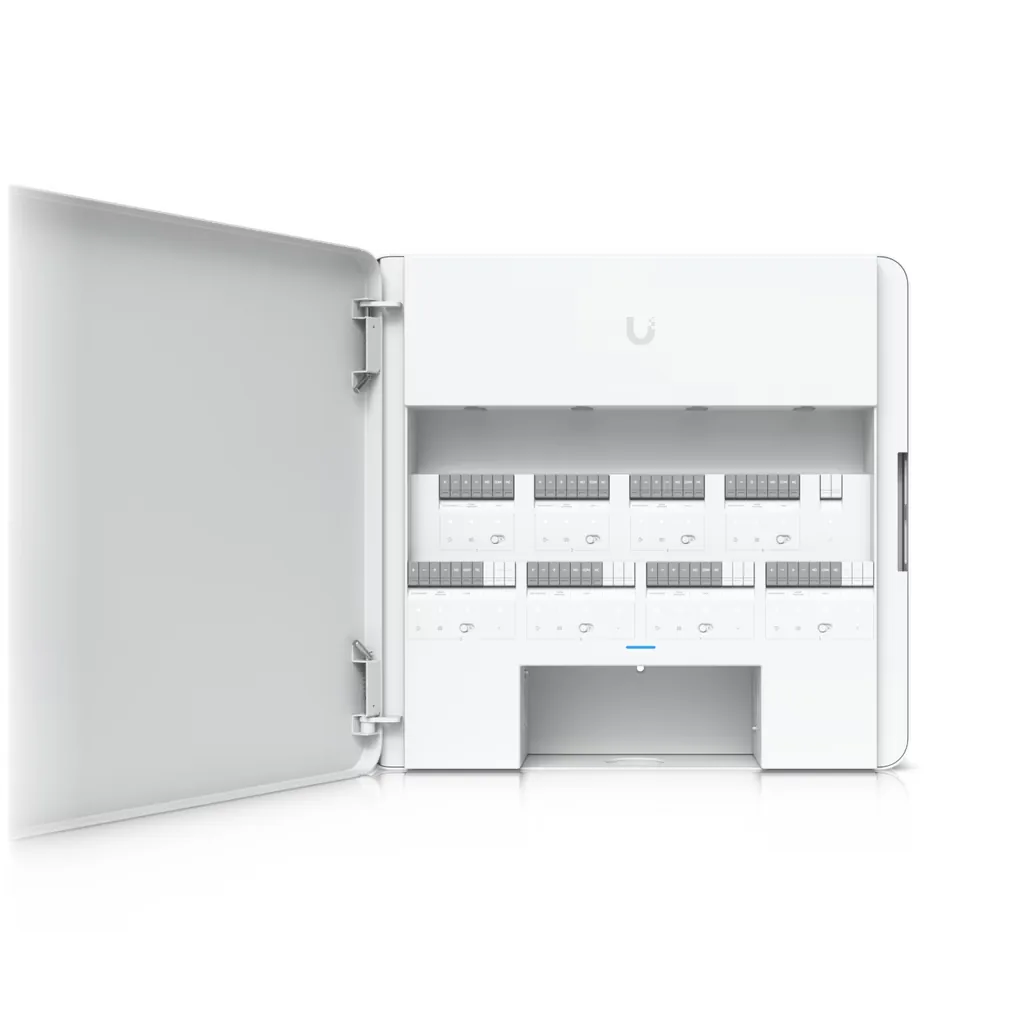 Enterprise Access Hub — UniFi dispositivo di rete Ubiquiti